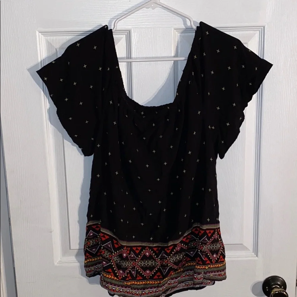 Torrid Size 2 - Off Shoulder Top - Picture 4 of 9